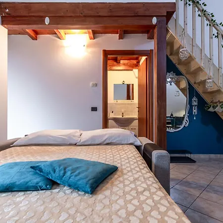 Apartament House Ladder *